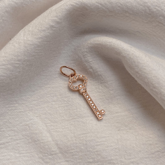 Key 18K金鑽石鑰匙吊墜 | 限量發售